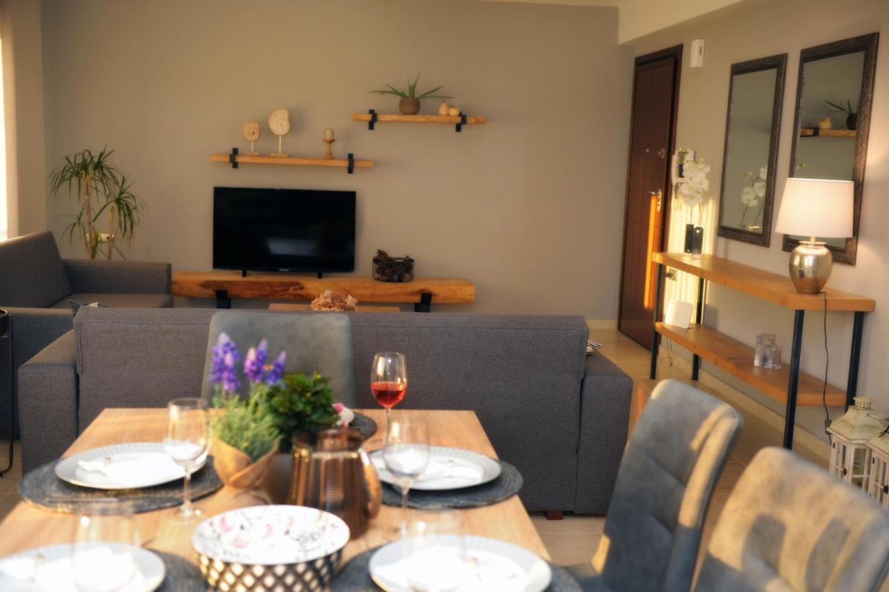Onar Luxury Apartment Néa Péramos Esterno foto
