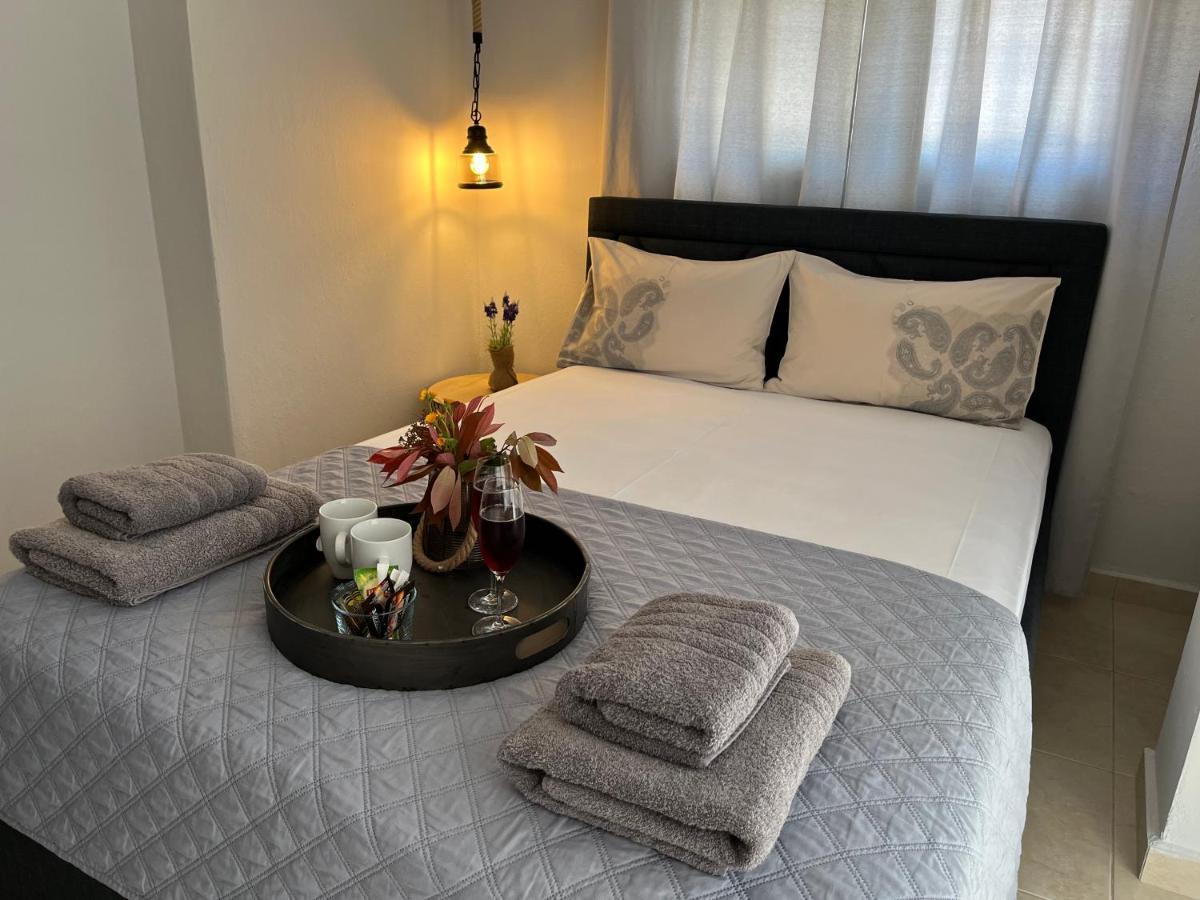 Onar Luxury Apartment Néa Péramos Esterno foto