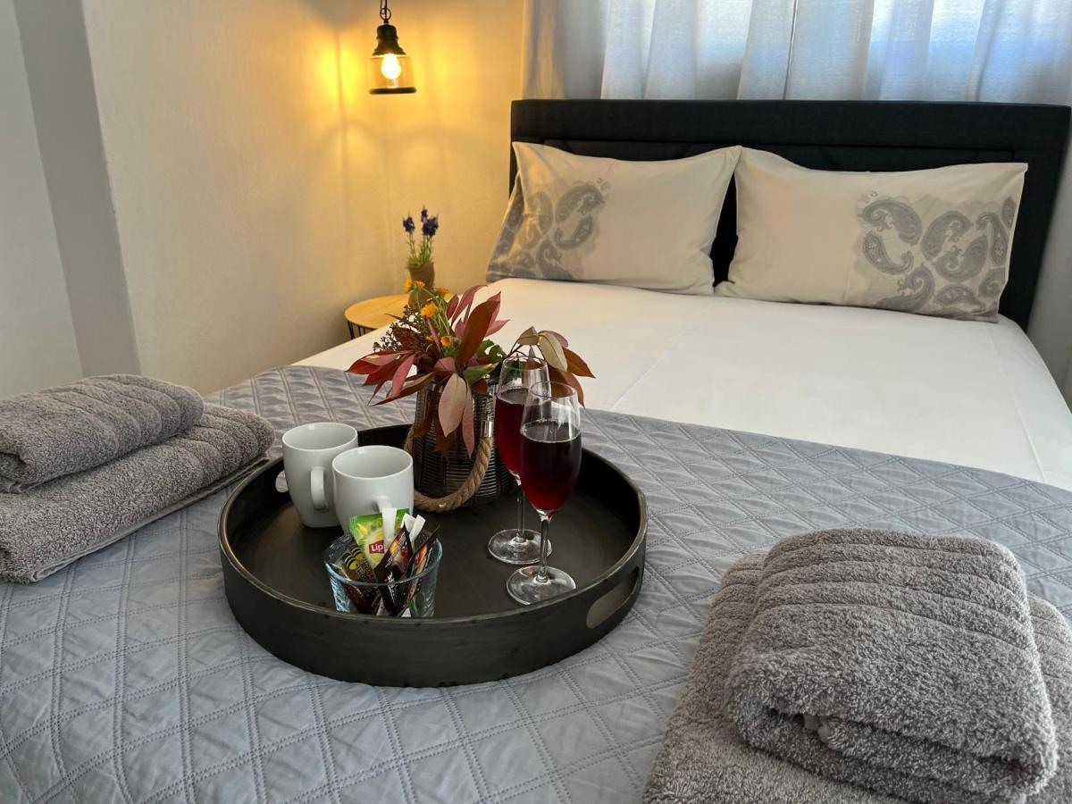 Onar Luxury Apartment Néa Péramos Esterno foto